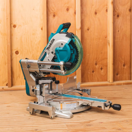Makita 36V (18Vx2) LXT Brushless 12" Slide Mitre Saw with Laser