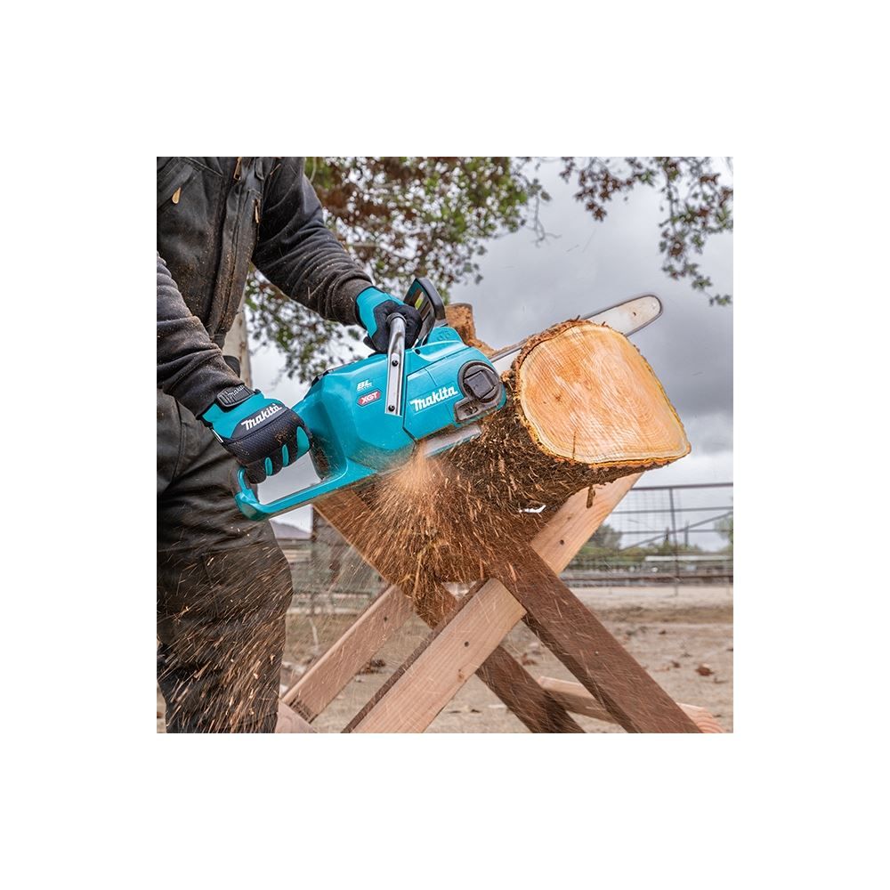 Makita 40V MAX XGT Brushless 16" Rear Handle Chainsaw 5Ah Kit