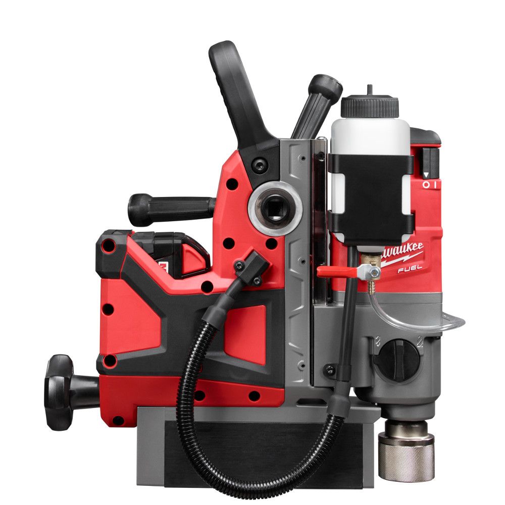 Milwaukee M18 FUEL 18 Volt Lithium-Ion Brushless Cordless 1-1/2 in. Magnetic Drill Kit